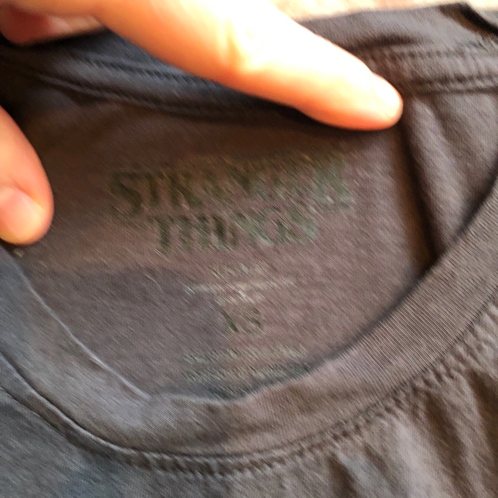 ✴️ Stranger Things Tank - Picture 3 of 3